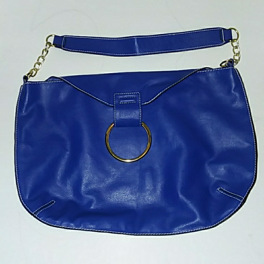 Simple chic purse